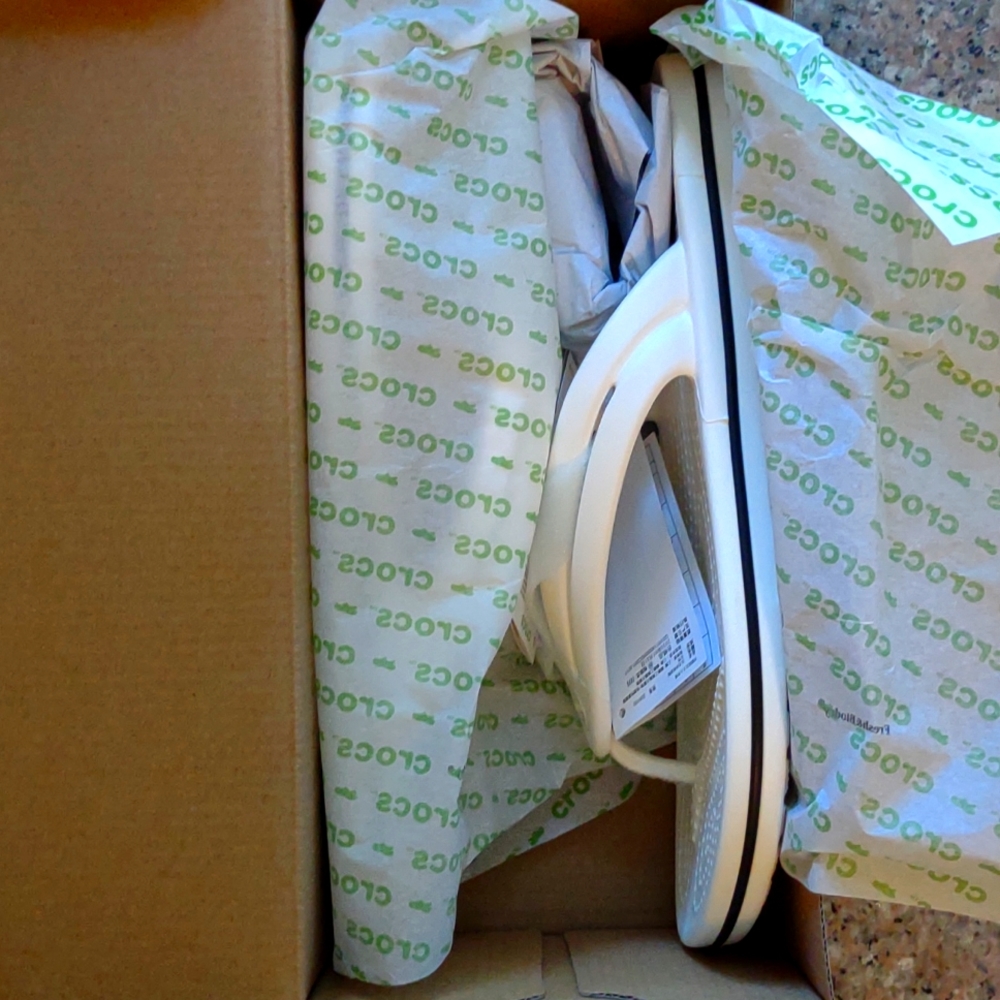 White, Crocband flipflop, size 10